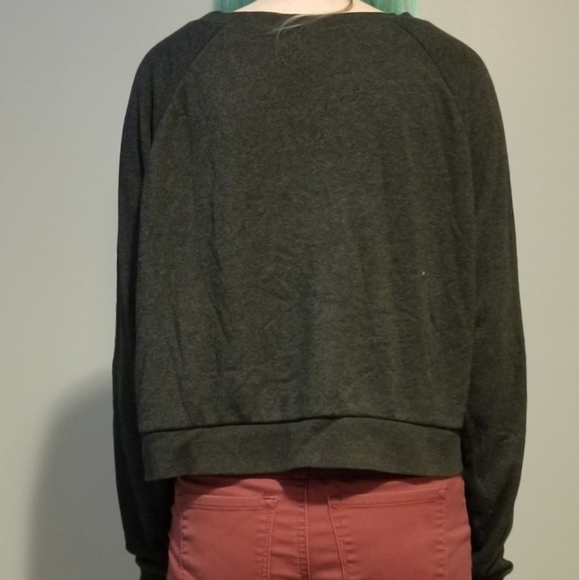 Cropped sweater - Picture 2 of 3